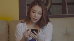 Big Tits Mom Friend — кадр